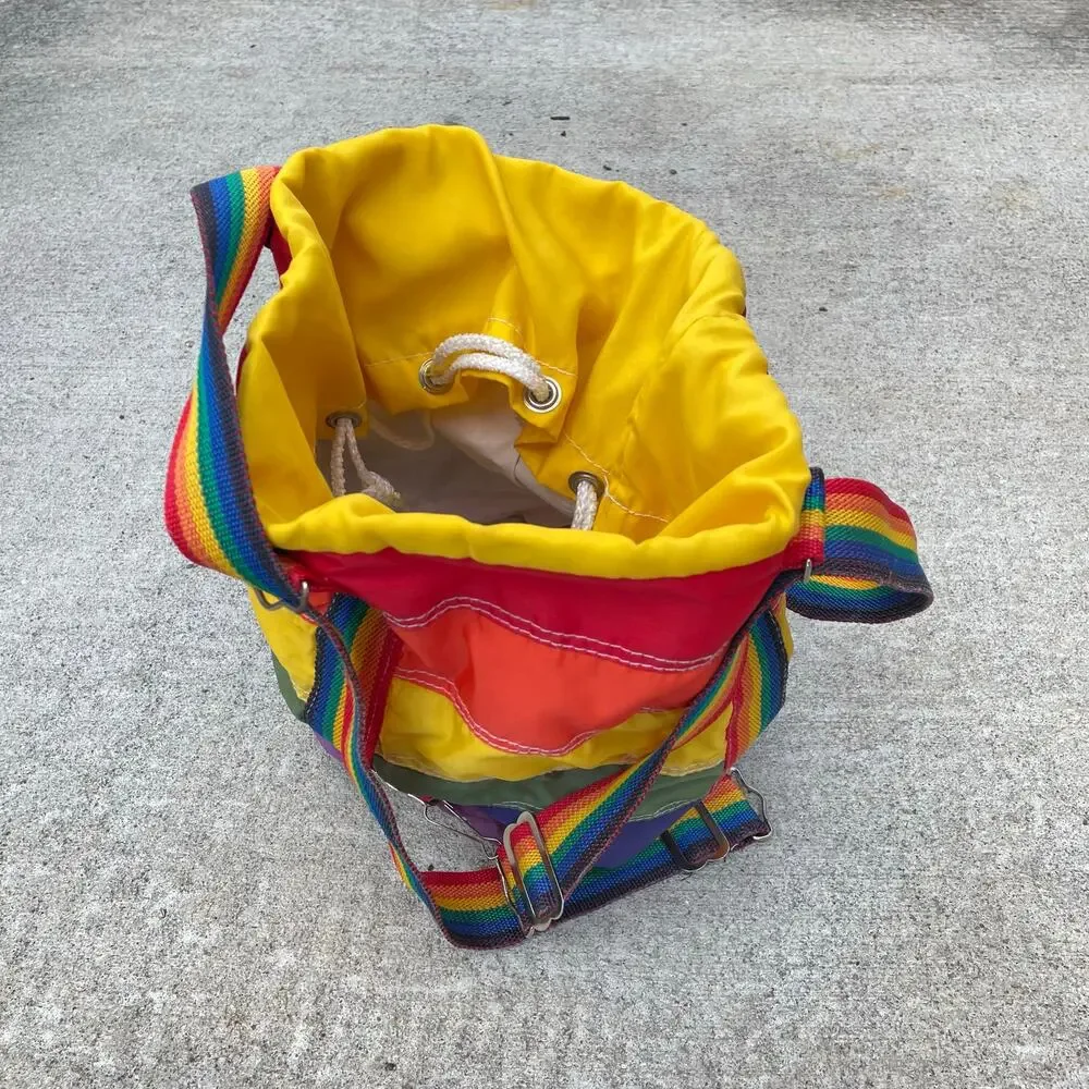 Vintage 70 rainbow